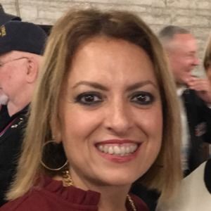 Meet your Posher, Claudia